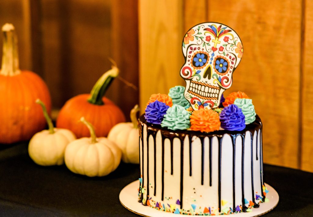 cake with sugar skull for dia de muertos party